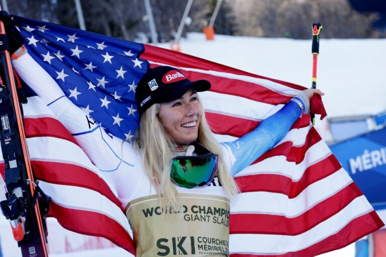 Mikaela Shiffrin remporte sa première médaille d’or en slalom géant aux Championnats du monde