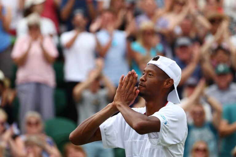 Le débutant de Wimbledon Eubanks au pays des rêves après avoir mis fin au défi de Tsitsipas au quatrième tour