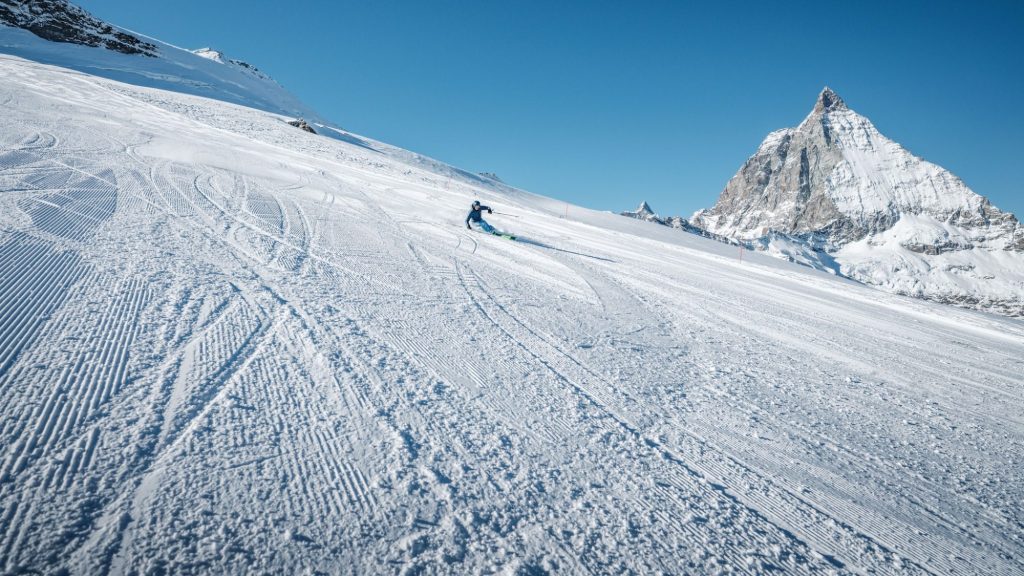 Saison de ski sans fin de Cervinia