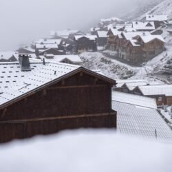 Chutes de neige d’automne dans les Alpes