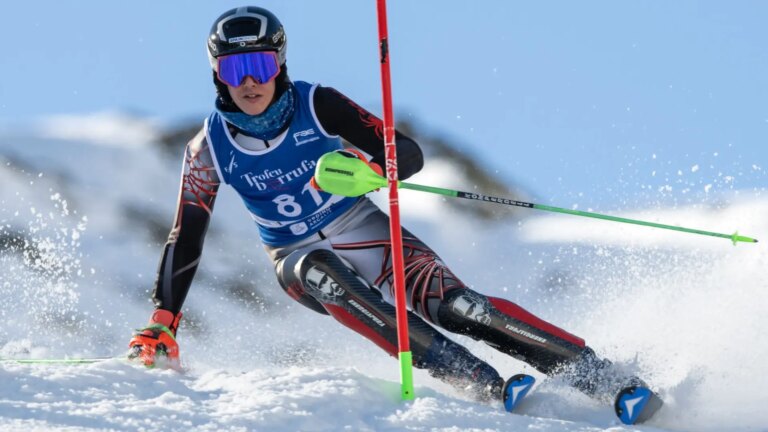 Luken Garitano, du Jaca Ski Club, remporte le slalom du Championnat d'Europe des moins de 16 ans