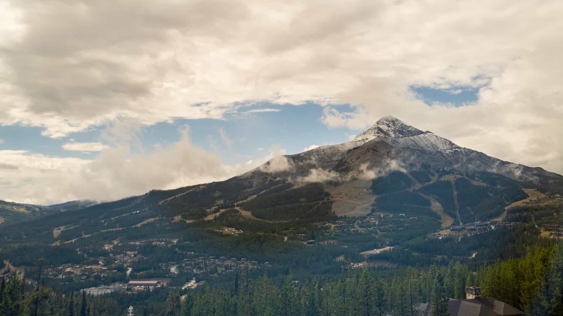 Première neige de la saison à Big Sky Resort, Mt. | Photo: Big Sky Resort