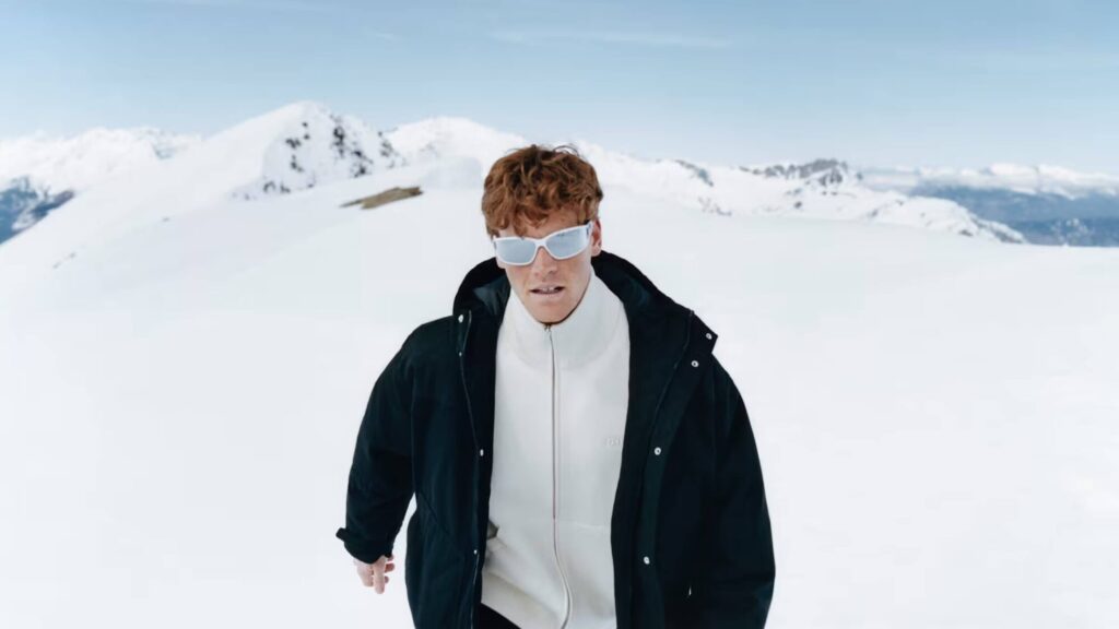 Sinner skie à nouveau, en Gucci