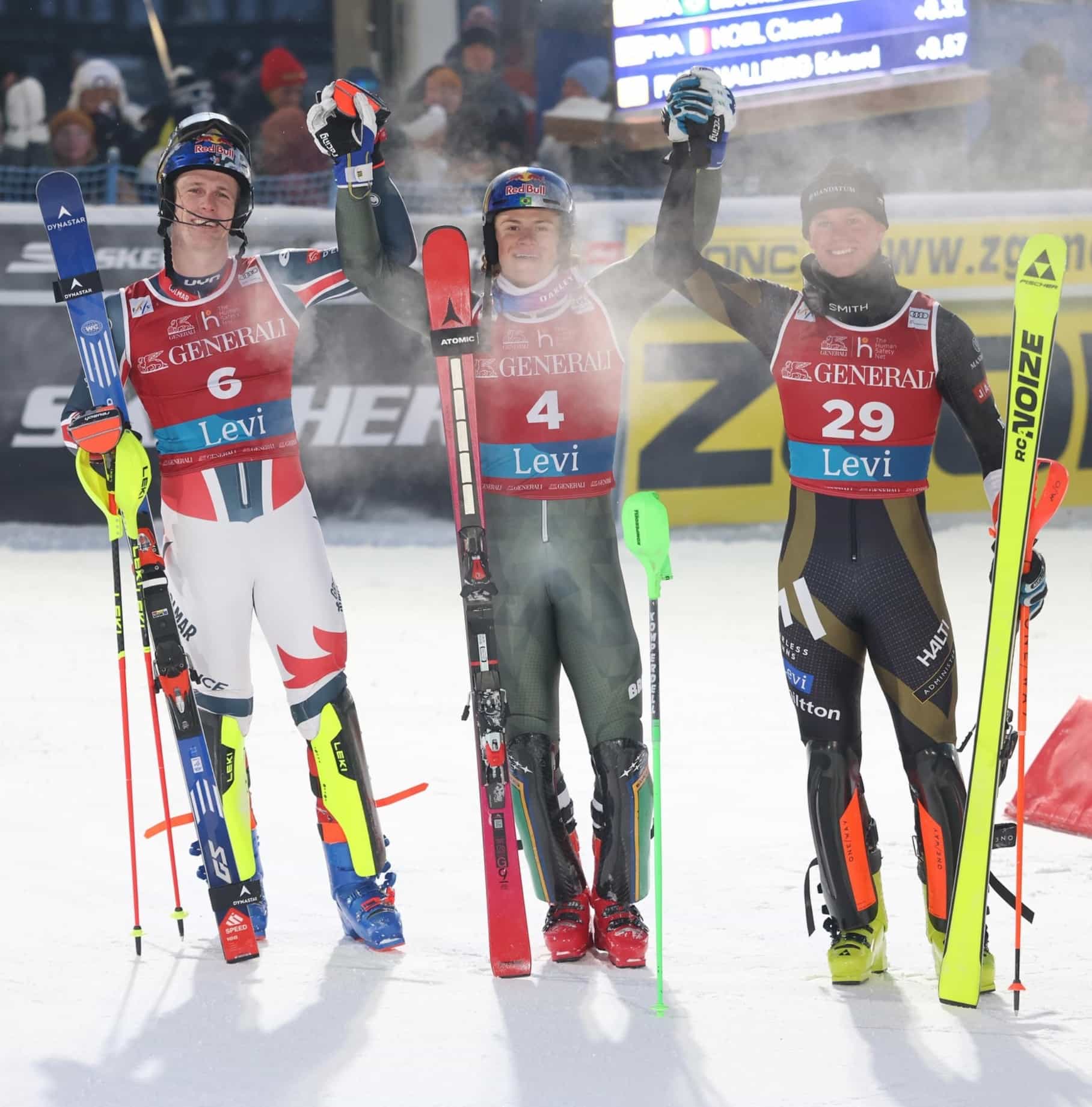 Lucas Braathen et le reste du podium. | Photo: FIS Alpine IG