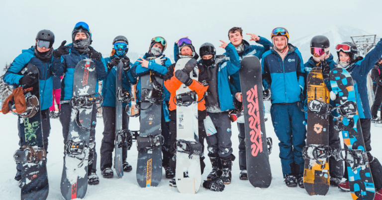 Snow Camp emmène 15 apprentis à Morzine pour la semaine des expériences de carrière dans les sports de neige
