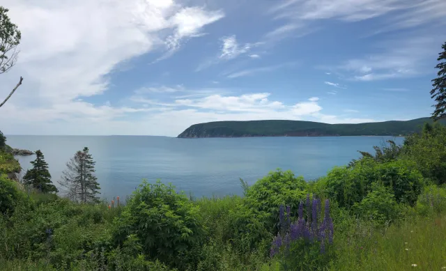 Ingonish Beach, Nouvelle-Écosse Skiez et surfez le même jour