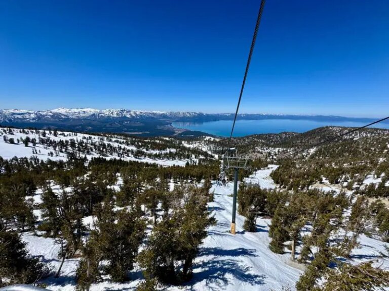 Road trip de ski de printemps autour des stations balnéaires épiques de Lake Tahoe : jour 2 – Heavenly Mountain
