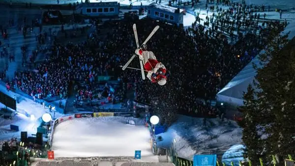 Le légendaire skieur de bosses canadien Mikaël Kingsbury annonce sa retraite