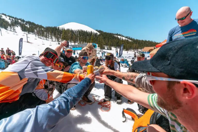 Le mont Bachelor, Oregon, fermera ses portes le 19 avril, mettant fin à une saison définie par de faibles chutes de neige historiques