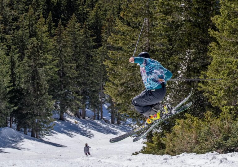 Arizona Snowbowl ouvre ses portes pour 2 jours bonus les 14 et 15 avril avec des billets à 12 $
