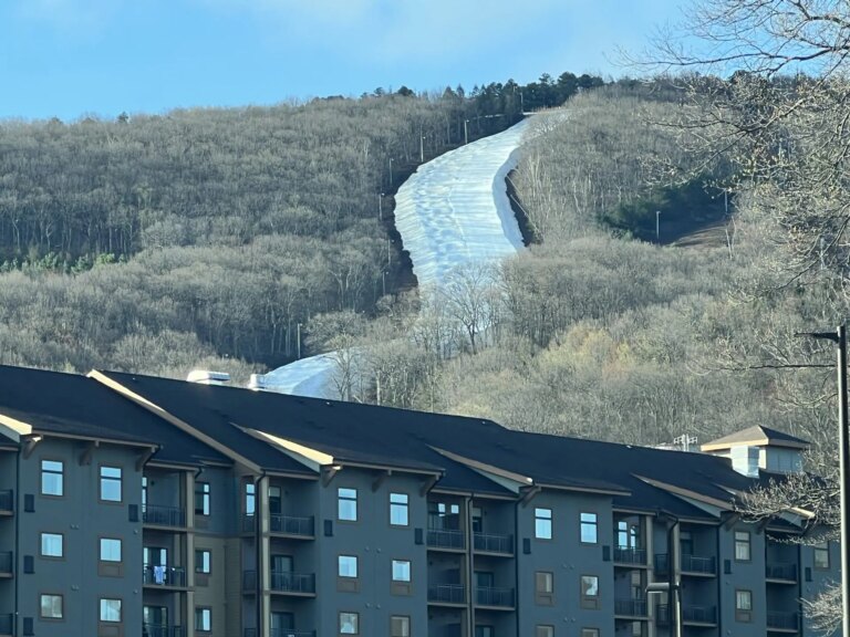 Camelback Mountain, PA, rapport : poudreuse fondante, grosses bosses et superbe ski de printemps