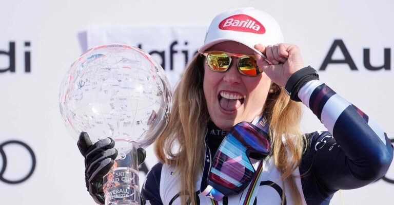 « Oups ! » – Mikaela Shiffrin a tiré sur sa boule de cristal avec un bouchon de champagne