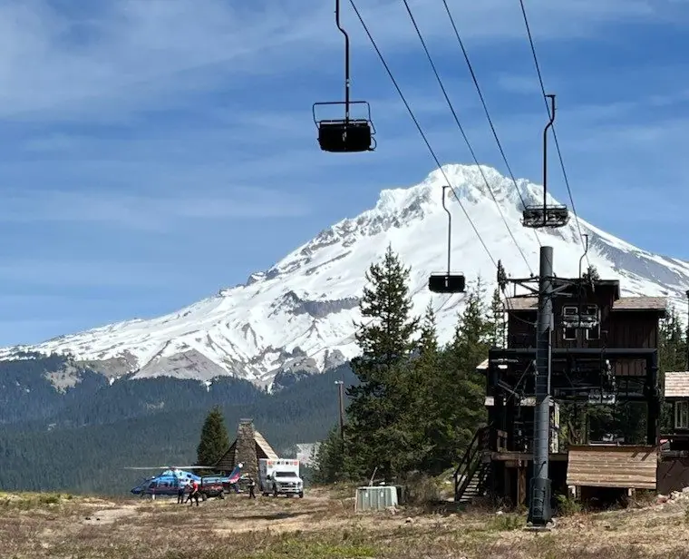 Un mort et un blessé après un accident de télésiège à Mt. Hood Skibowl, Oregon