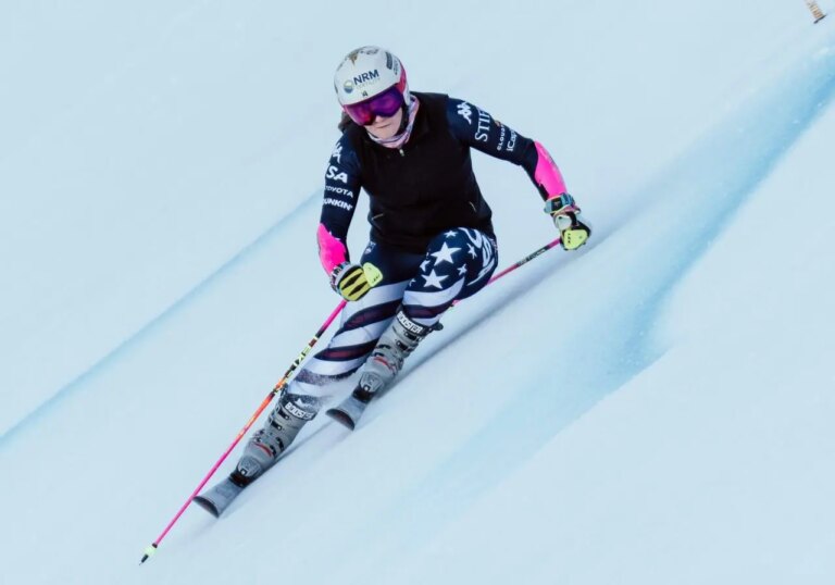 Paula Moltzan passe de Rossignol à Van Deer alors que la marque de ski de Marcel Hirscher se lance dans le ski de compétition féminin