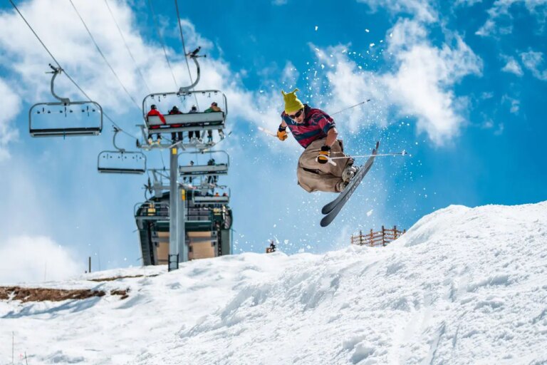 Arapahoe Basin, CO, clôture la saison 2025-26 après 204 jours