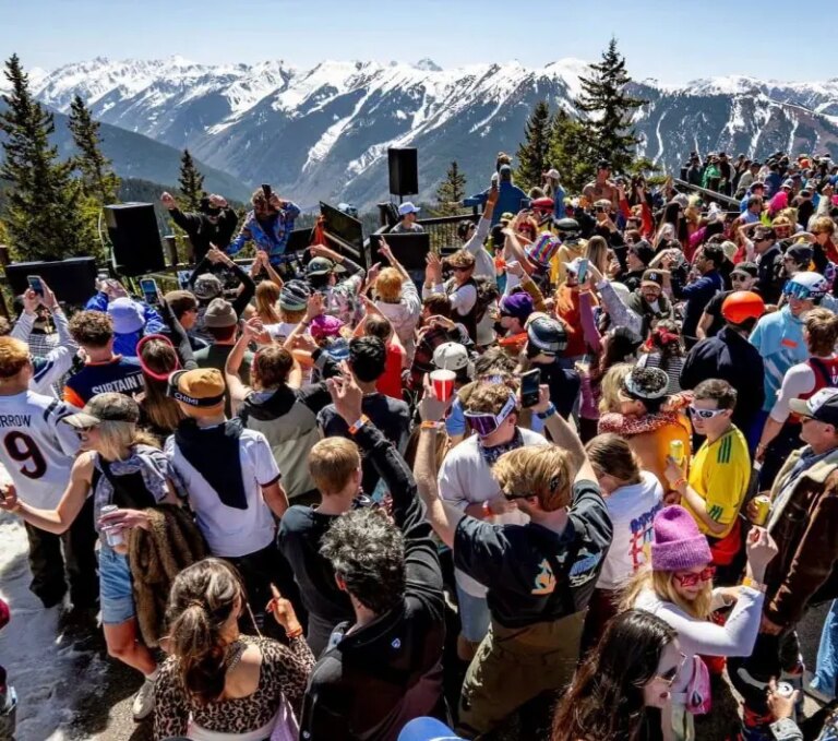 Les 5 meilleures villes de ski des lecteurs de SnowBrains pour la vie nocturne après-ski