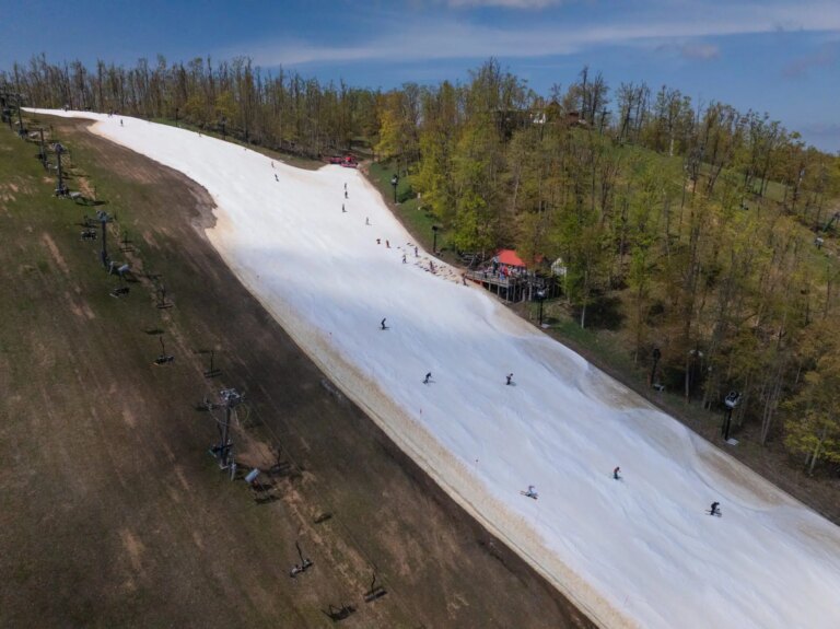 Comment Boyne Mountain, Michigan, a construit le glacier Victor