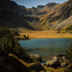 À deux heures de Toulouse cette vallée pyrénéenne offre des lacs turquoise sans la foule de Gavarnie