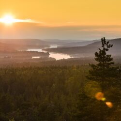 La chasse au soleil de minuit : la Finlande cache un lingot d&rsquo;or de 23 000 $ dans la station de ski de Levi pour attirer les touristes estivaux en Laponie