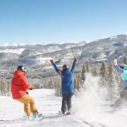 Ski ou snowboard : pourquoi l&rsquo;un est plus facile à apprendre et l&rsquo;autre plus facile à maîtriser