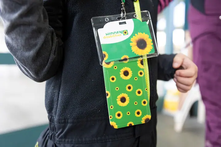 Perisher Resort, en Australie, présente le programme Tournesol pour soutenir les personnes souffrant de handicaps cachés