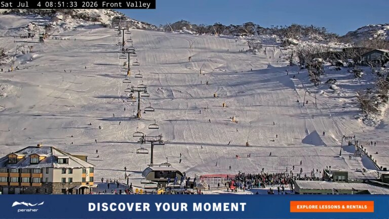 Perisher Resort, en Australie, s&rsquo;apprête à ouvrir la chaise Village 8 pour la première fois cet hiver après une décharge de neige fraîche