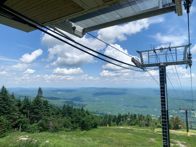 Transformation de l&rsquo;enneigement d&rsquo;Okemo : concevoir un avenir durable pour le ski au Vermont