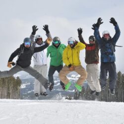 Comment planifier le voyage de ski ultime pour garçons (ou filles) cet hiver
