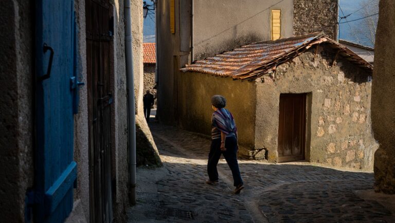 Ce village pyrénéen affiche des tarifs dʼété très en dessous de ceux de Saint-Lary