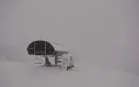 Les stations de ski canadiennes voient les premières neiges de la saison 2026-2027