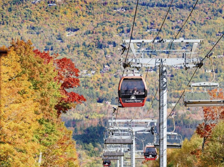 Le compte à rebours de l&rsquo;hiver est officiellement lancé à Sunday River, ME : une feuille de route pour la saison 2026-2027