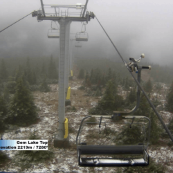Les premiers flocons de l&rsquo;hiver arrivent au Big White Resort, en Colombie-Britannique