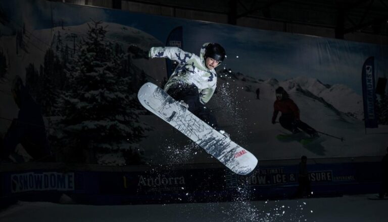 Snowdome ajoute deux airbags Freestyle