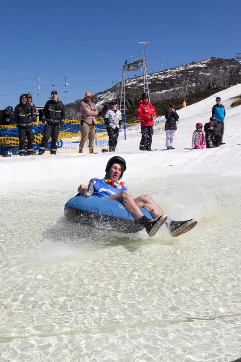 Glissière à tube Perisher