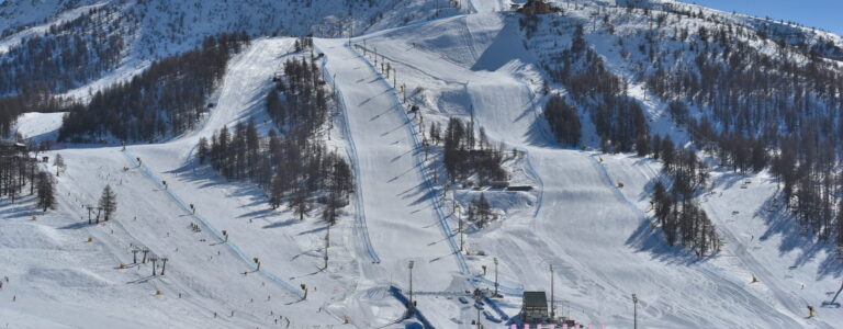 Sestrières, en Italie, proposera du ski nocturne sur le célèbre parcours de la Coupe du monde