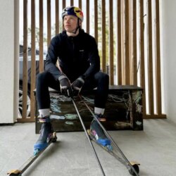 Un skieur de fond champion olympique révèle un diagnostic de mélanome après des opérations chirurgicales estivales